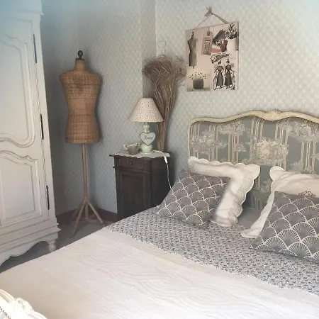 Domaine Des Pruniers Auberge de jeunesse *