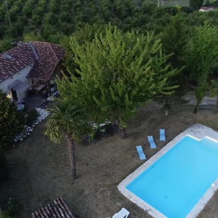 Ostello Domaine Des Pruniers Valeilles